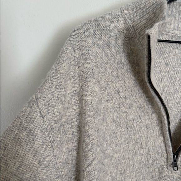 CAbi Downhill Grey Half-Zip Sweater Colorful Stripes Chic Women’s Large #4815 - Picture 4 of 8